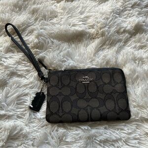 Coach Wrist Wallet